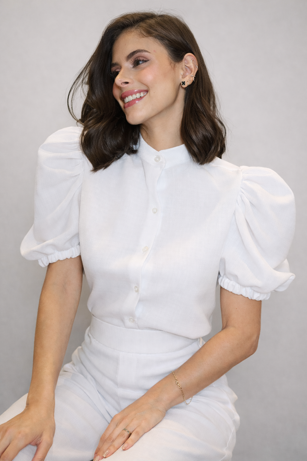 
                  
                    Oslo Top
                  
                