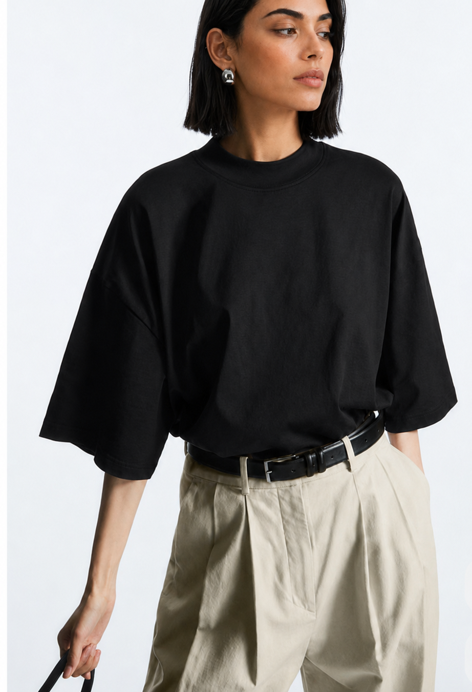 
                  
                    BAESIC OVERSIZED T-SHIRT
                  
                